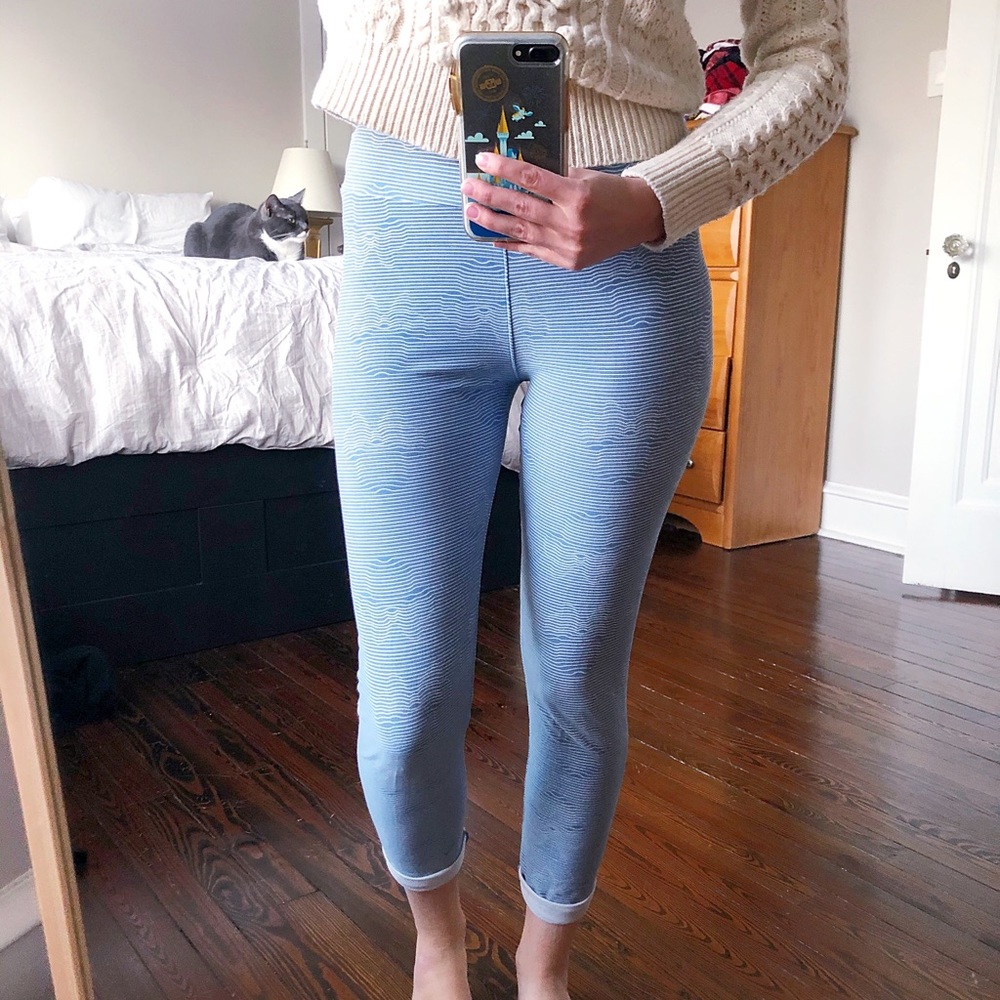 Disney LuLaRoe Hidden Minnie Leggings OS